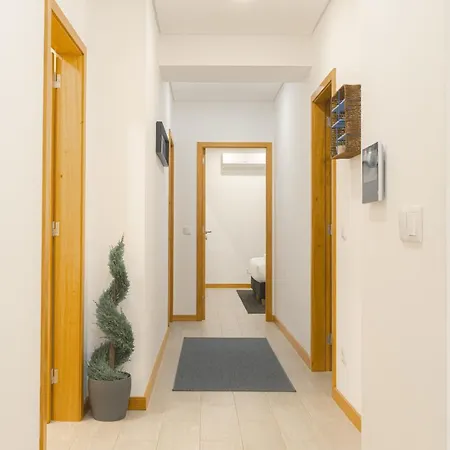 Bonjardim Premium By Homing