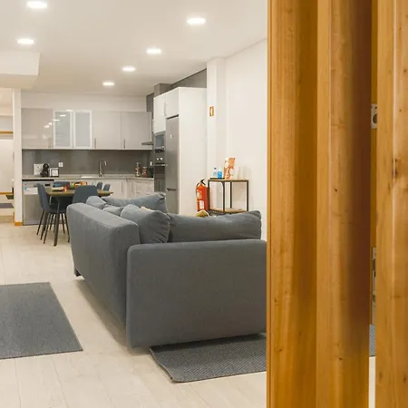 Bonjardim Premium By Homing Apartmán *